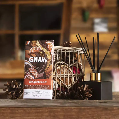 GNAW - Christmas Gingerbread Chocolate Bar - 80g