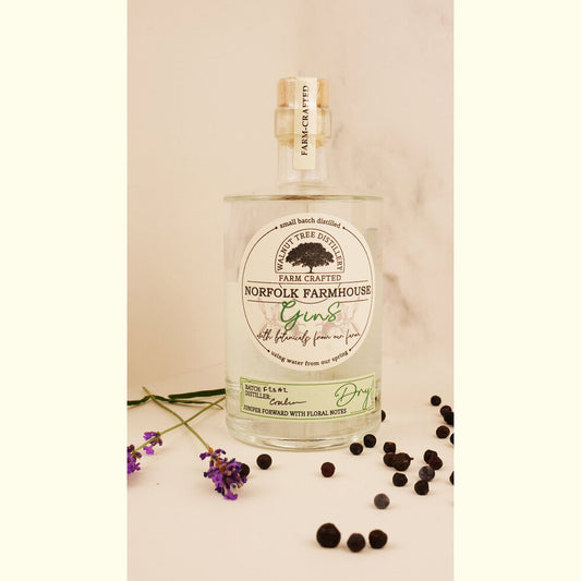 Walnut Tree Distillery - Norfolk Farmhouse - Dry Gin - 50CL
