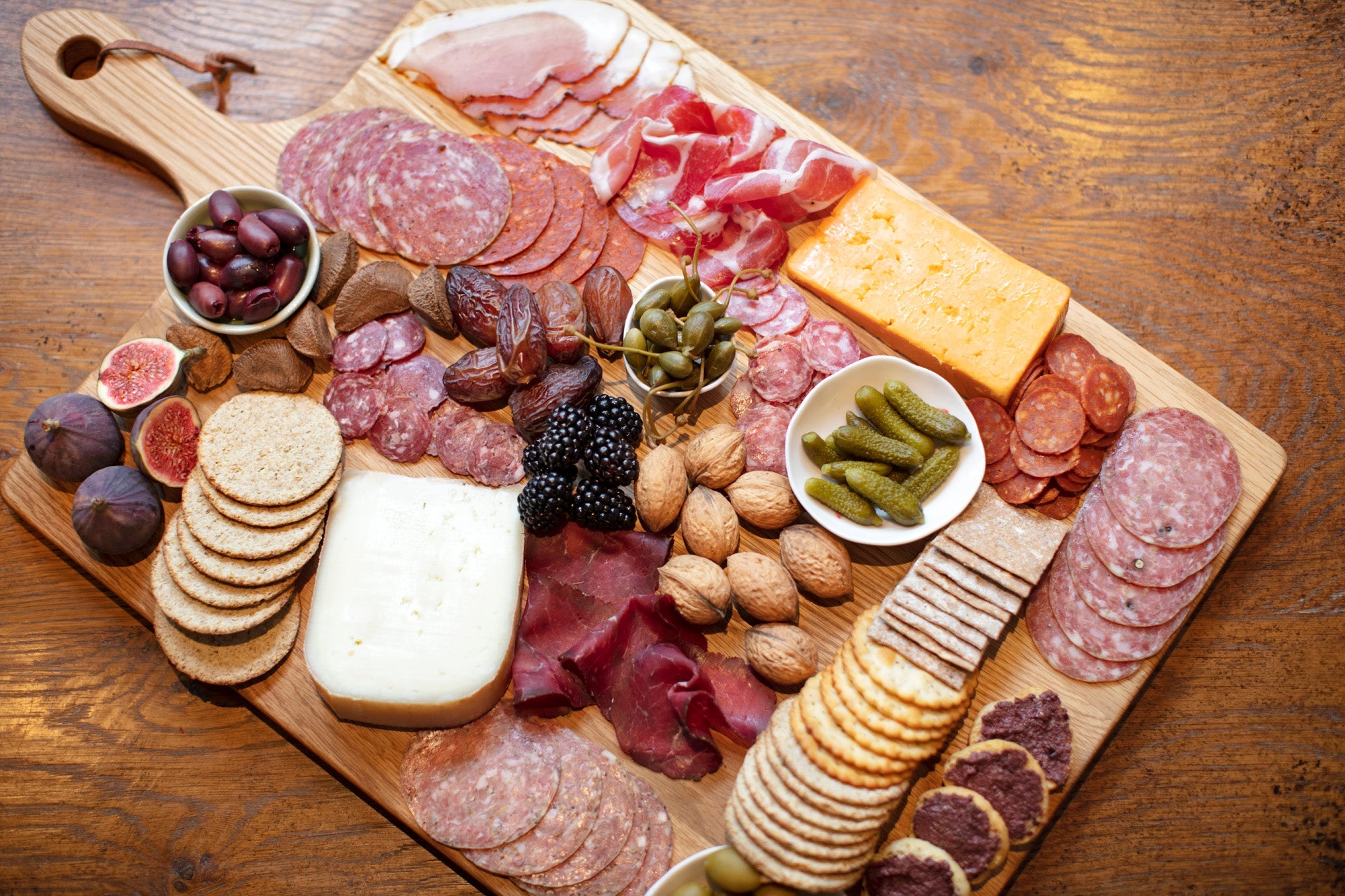 Marsh Pig Salami [Whole] Garlic & Paprika 250g - 300g