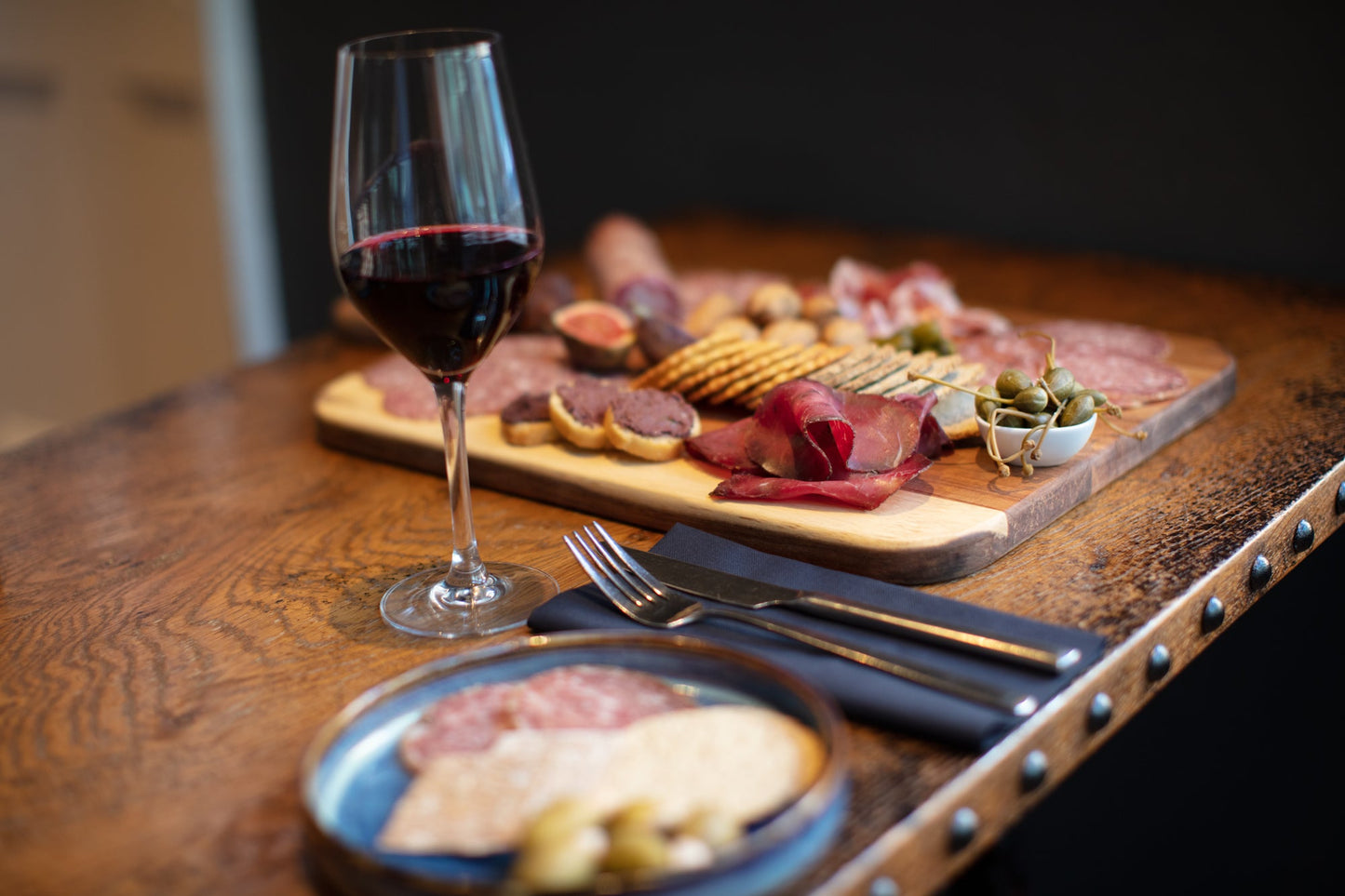Marsh Pig Salami [Whole] Red Wine & Thyme | 250g - 300g