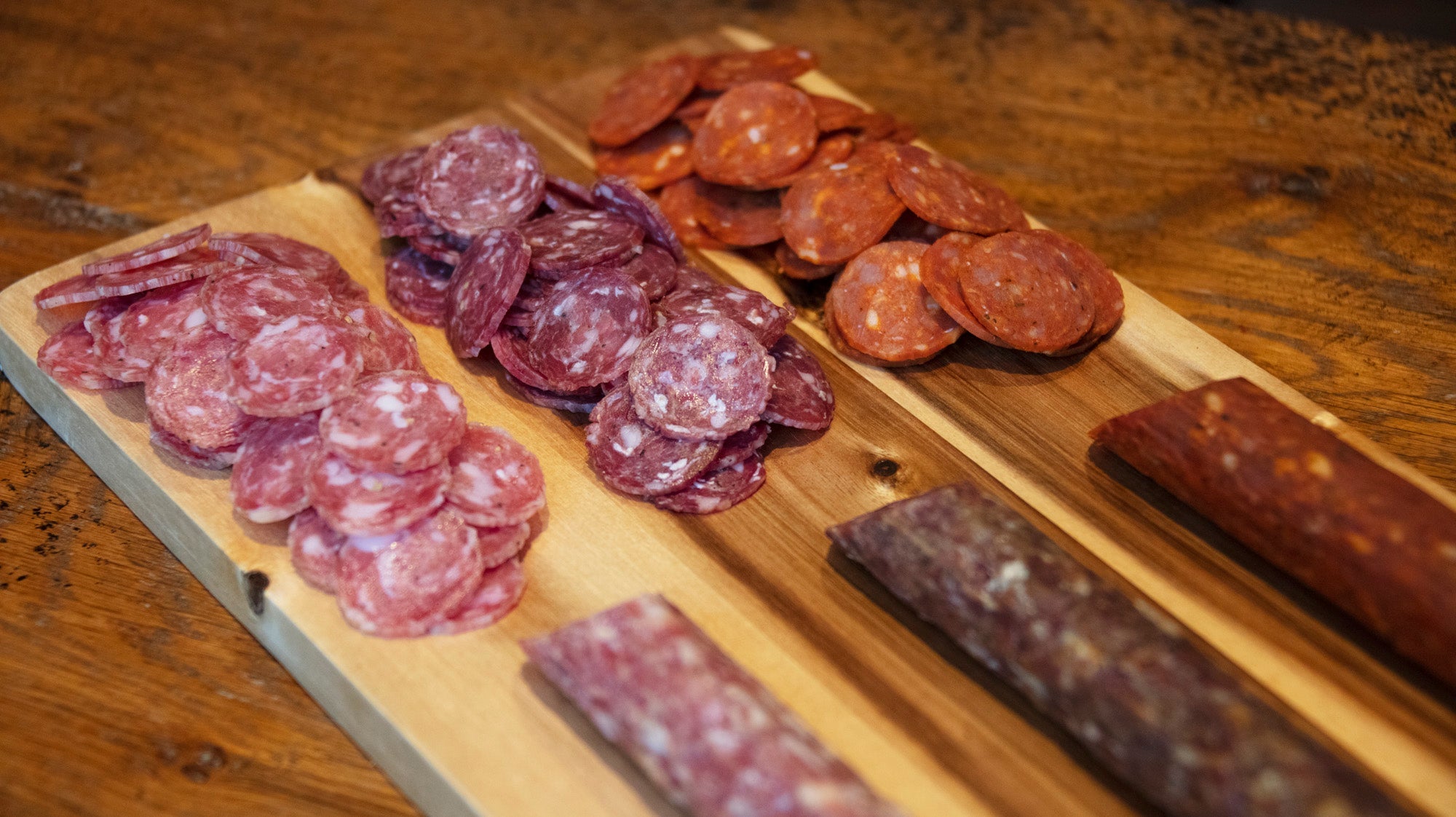Marsh Pig Salami [Sliced] Black Olive - 100g