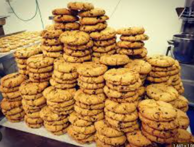 GIANT Cookie Gift Box - Rainbow Smartie